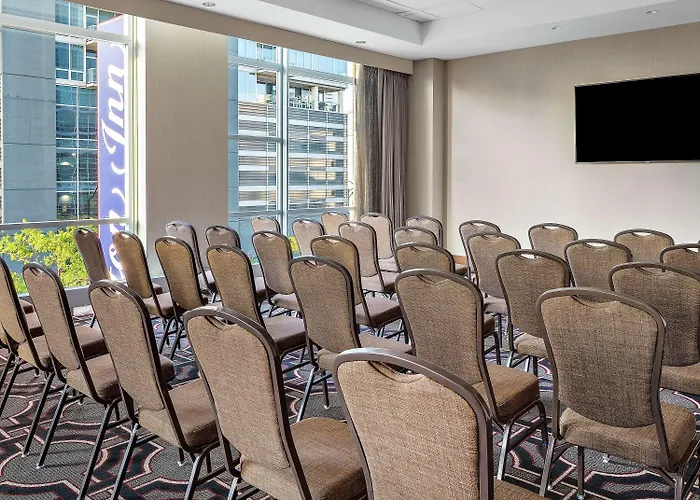 Hotel Home2 By Hilton Mccormick Place Chicago