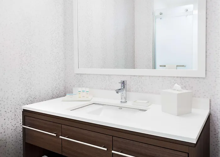 Home2 By Hilton Mccormick Place