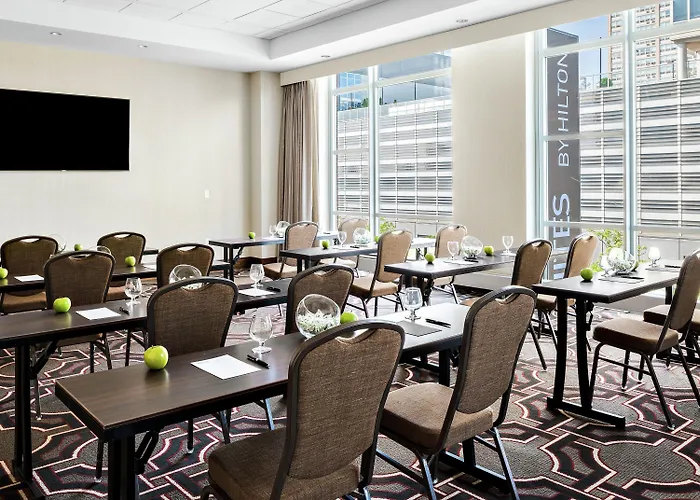 Home2 By Hilton Mccormick Place